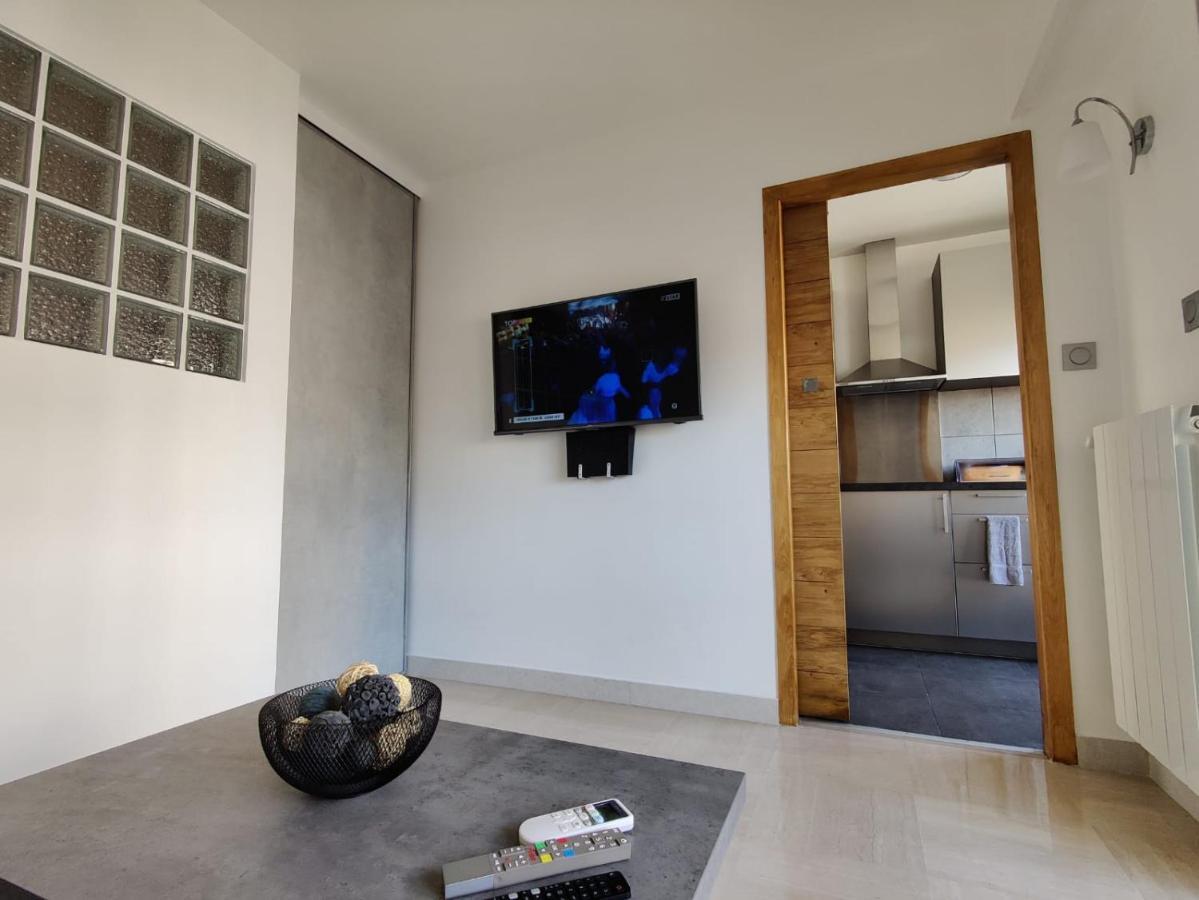 Legion Suite - Your Perfect Vacation ! นีซ ภายนอก รูปภาพ